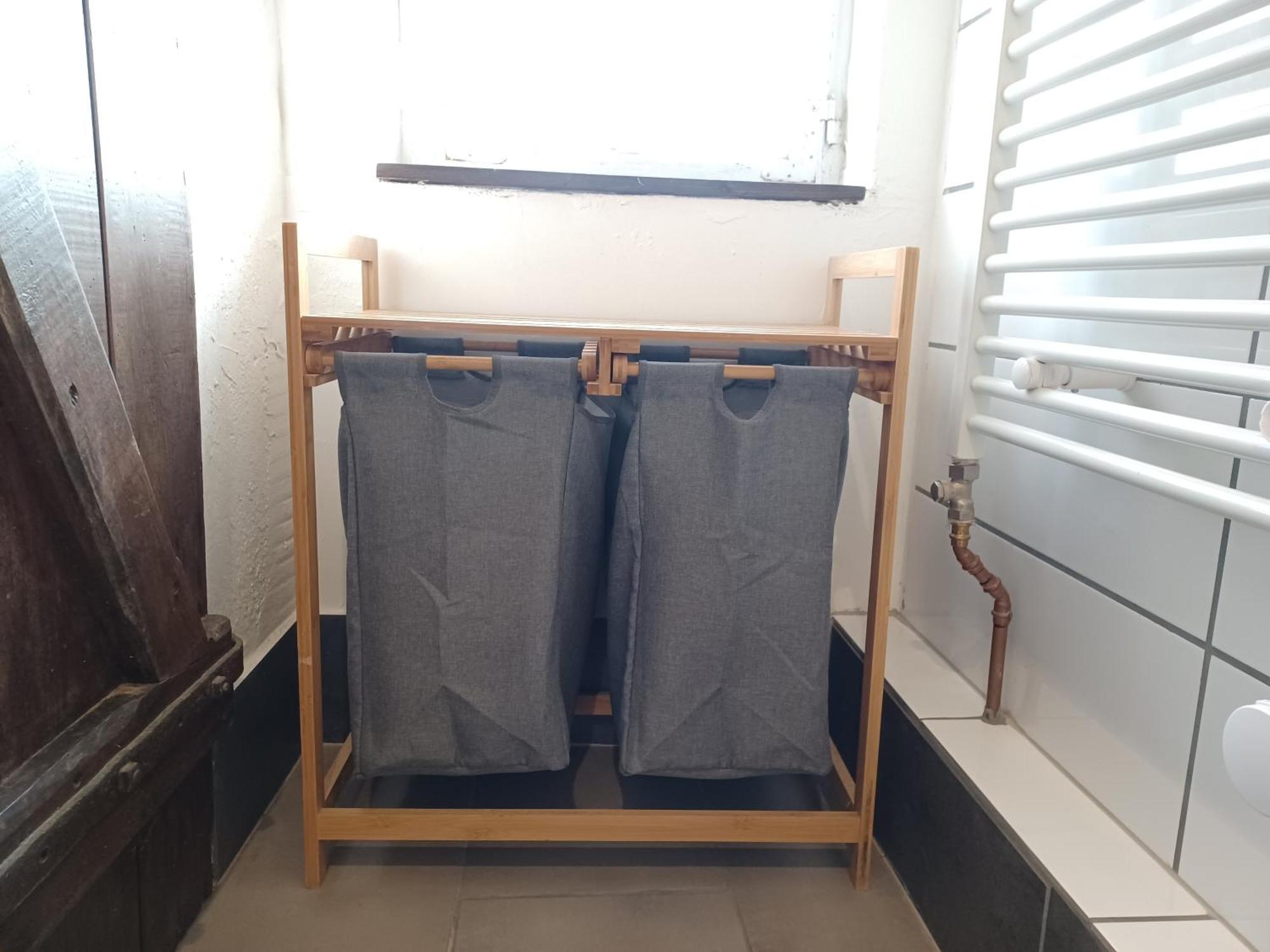 Kleine Galerie Apartment Fuer 3 Mit Kueche Kamin Netflix Parken Und Hofladen Steinhofel Bagian luar foto