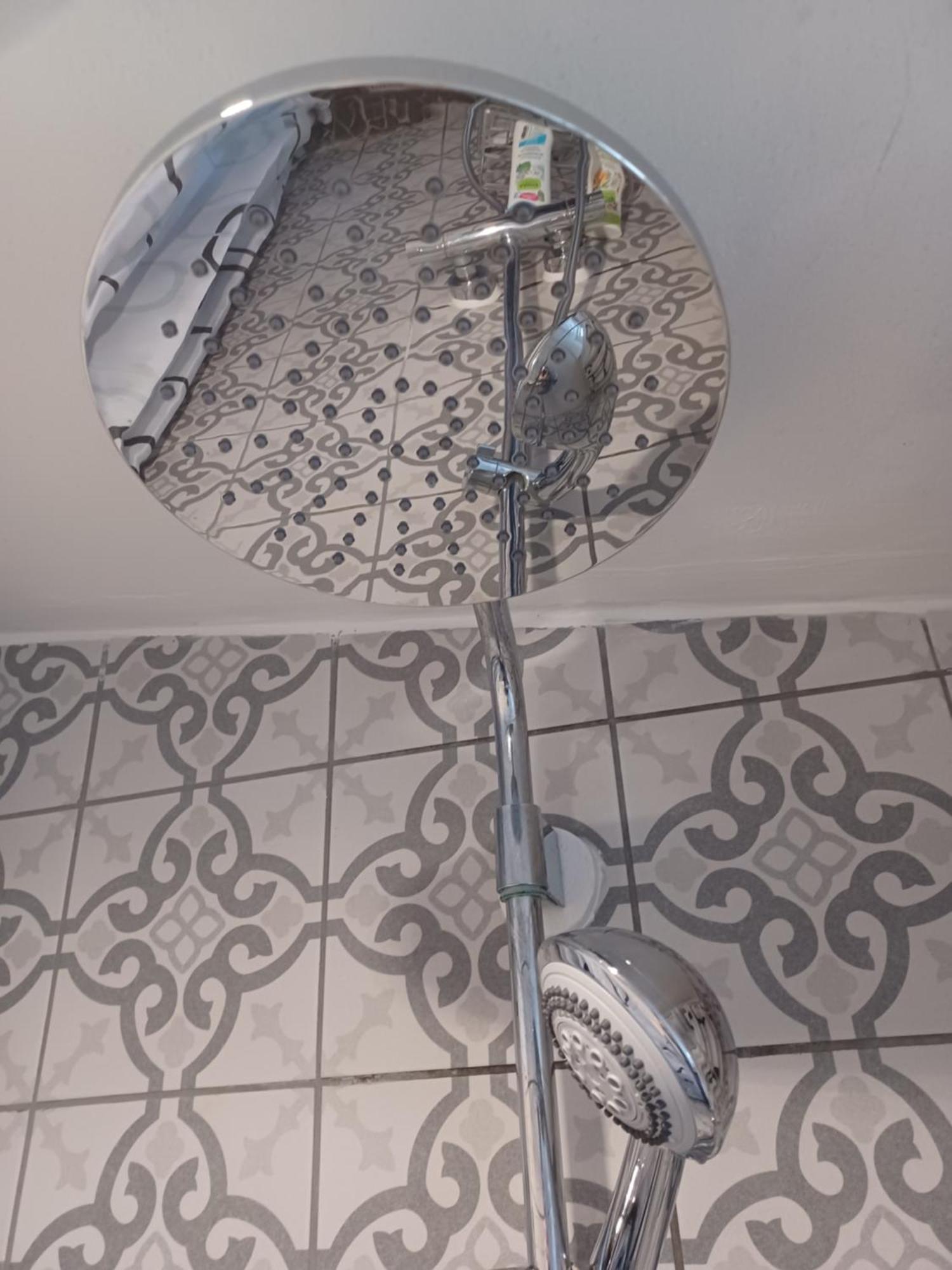 Kleine Galerie Apartment Fuer 3 Mit Kueche Kamin Netflix Parken Und Hofladen Steinhofel Bagian luar foto
